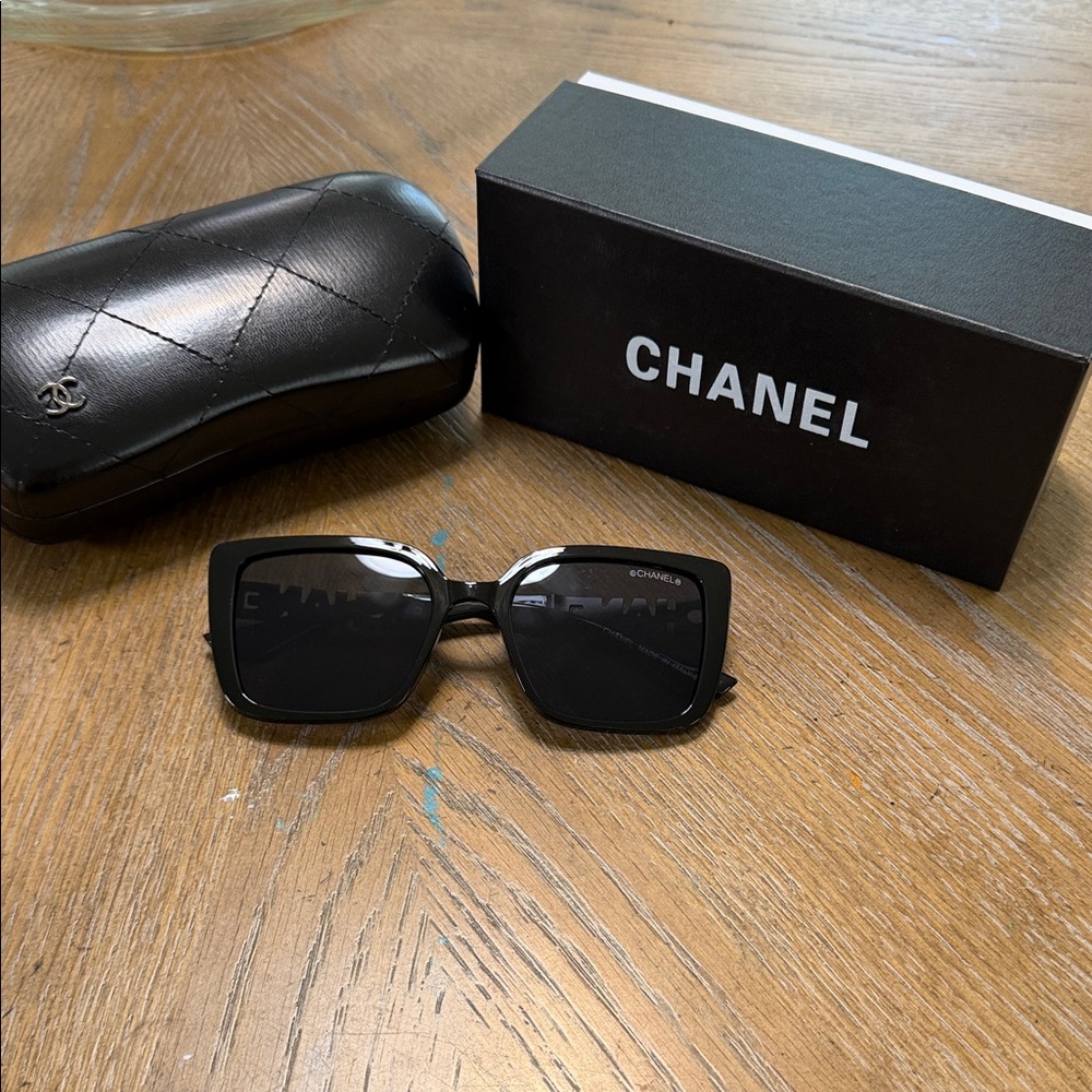 CHANEL Women's Black & Gold Square Sunglasses - Picture 2 of 7